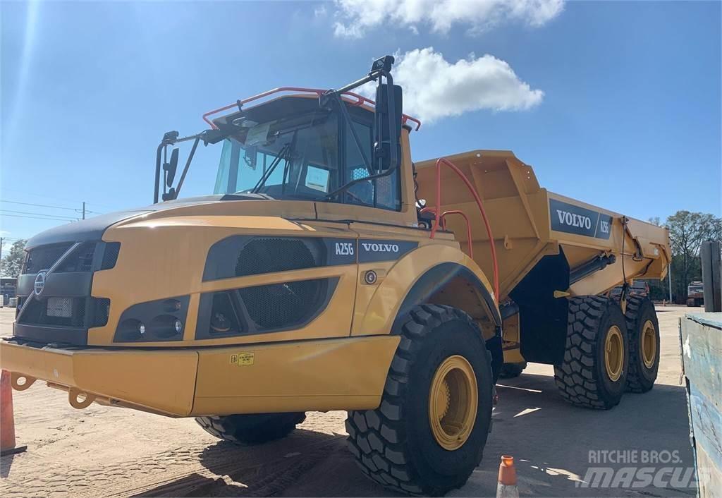 Volvo A25G 鉸接式起吊車