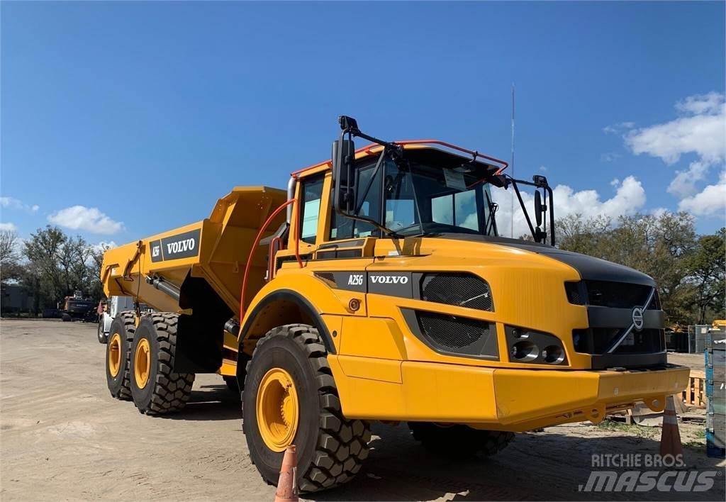 Volvo A25G 鉸接式起吊車