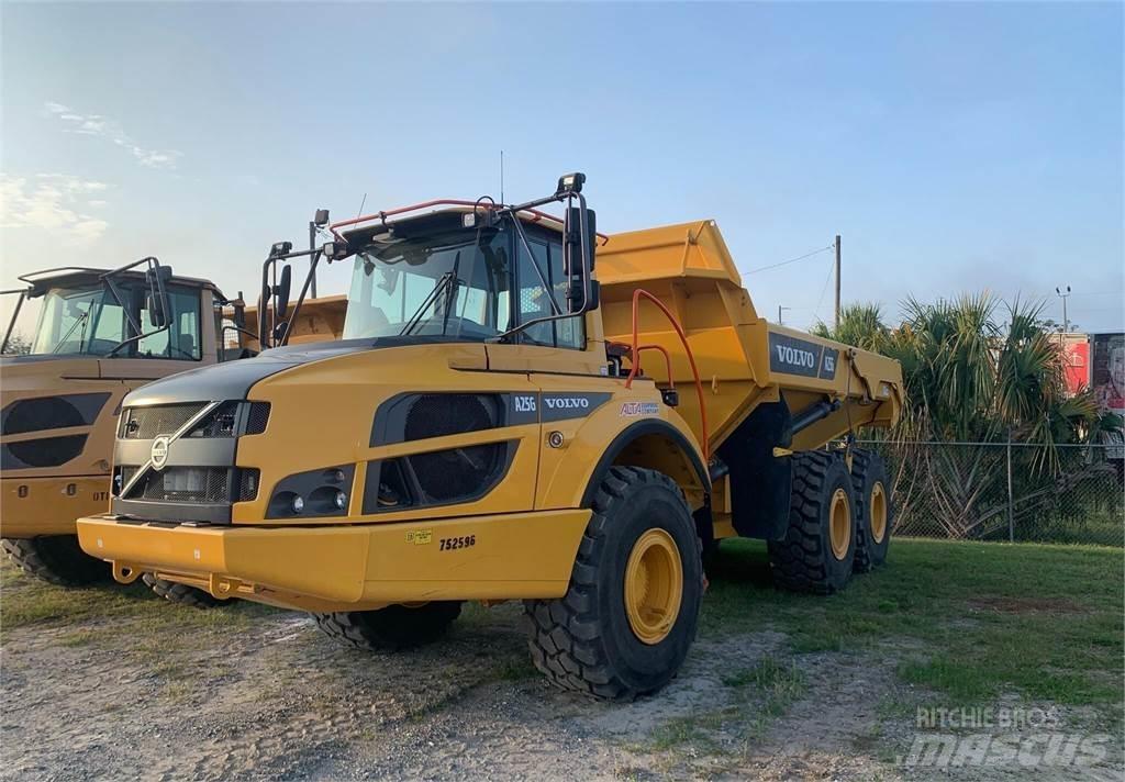 Volvo A25G 鉸接式起吊車