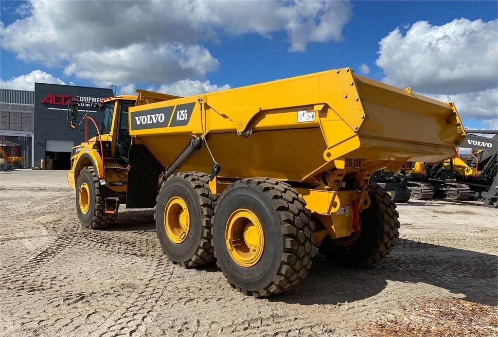 Volvo A25G 鉸接式起吊車