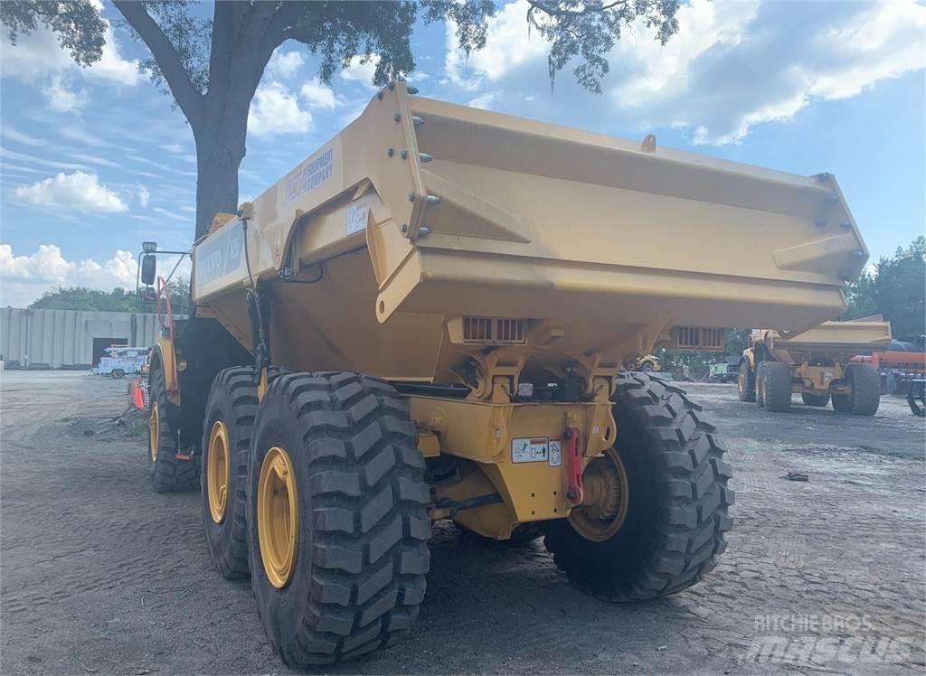 Volvo A25G 鉸接式起吊車