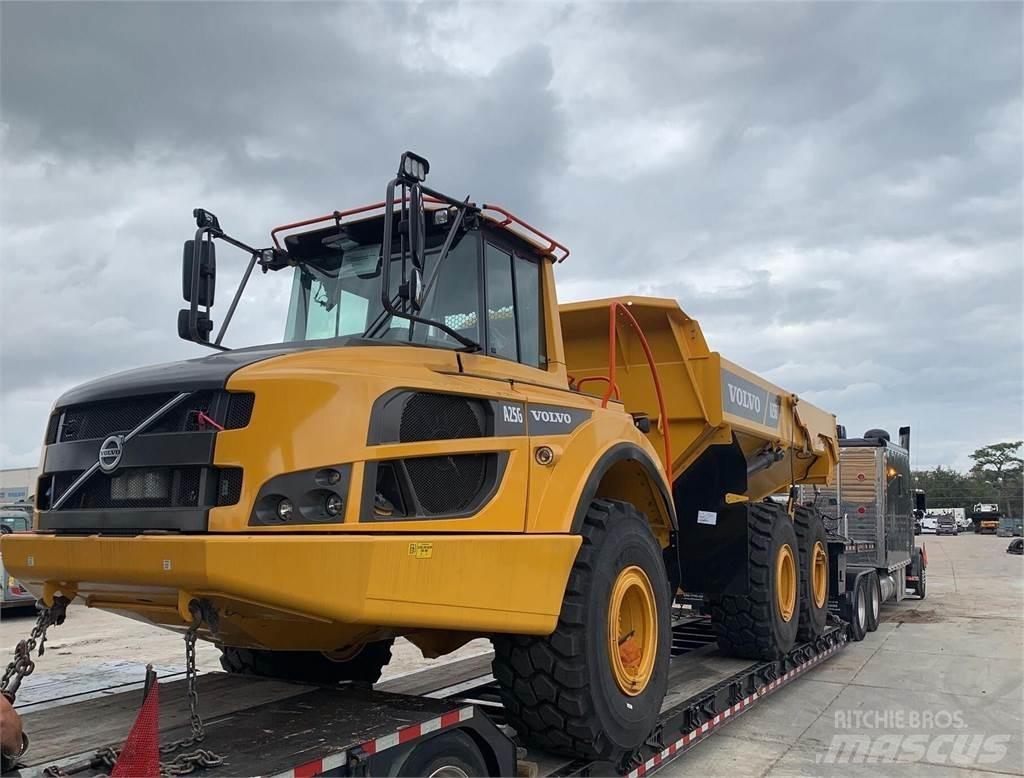 Volvo A25G 鉸接式起吊車