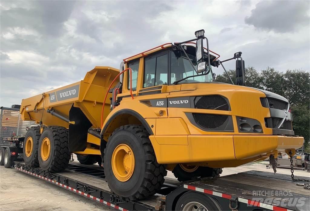 Volvo A25G 鉸接式起吊車