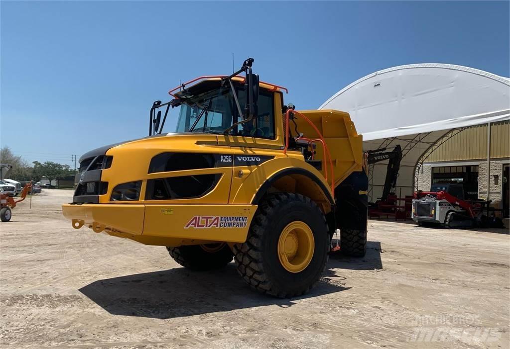 Volvo A25G 鉸接式起吊車