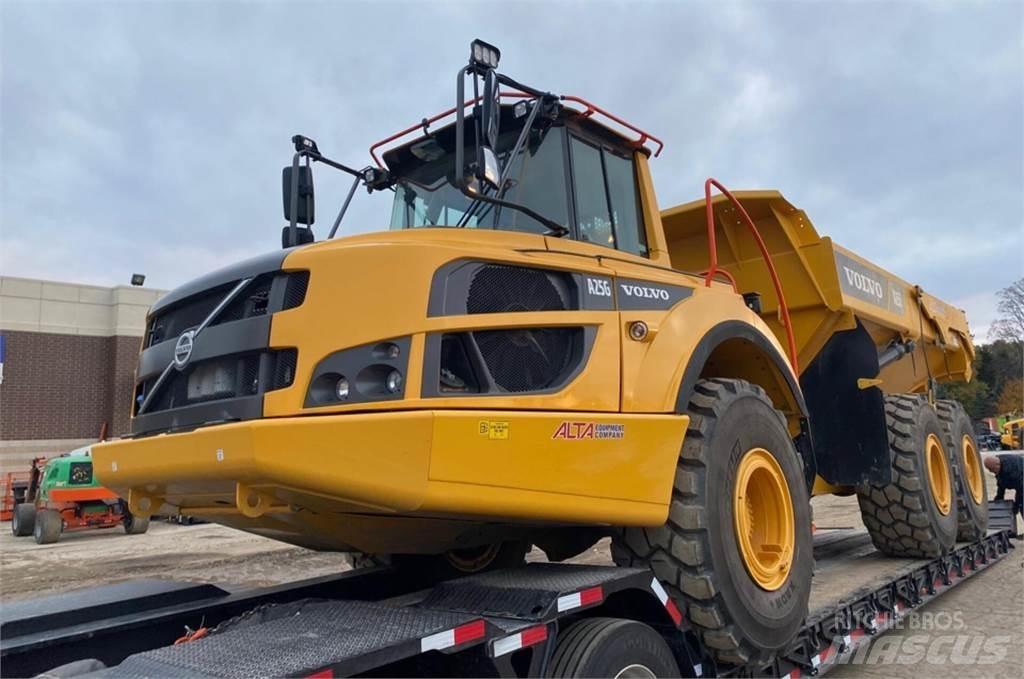 Volvo A25G 鉸接式起吊車
