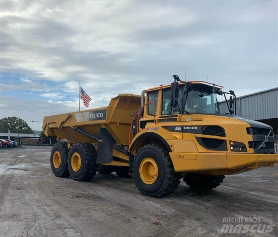 Volvo A25G 鉸接式起吊車