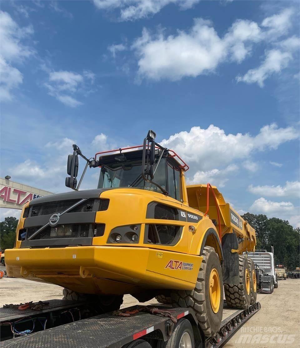 Volvo A25G 鉸接式起吊車