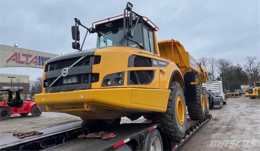 Volvo A25G 鉸接式起吊車