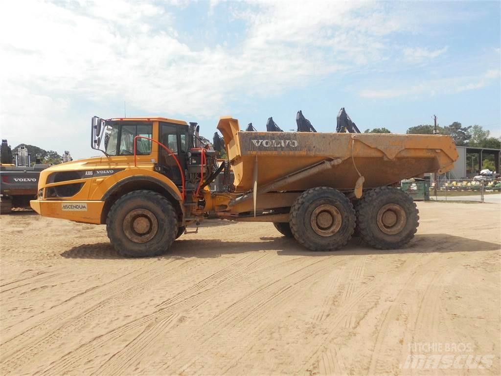 Volvo A30G 鉸接式起吊車