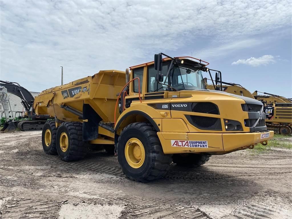 Volvo A30G 鉸接式起吊車