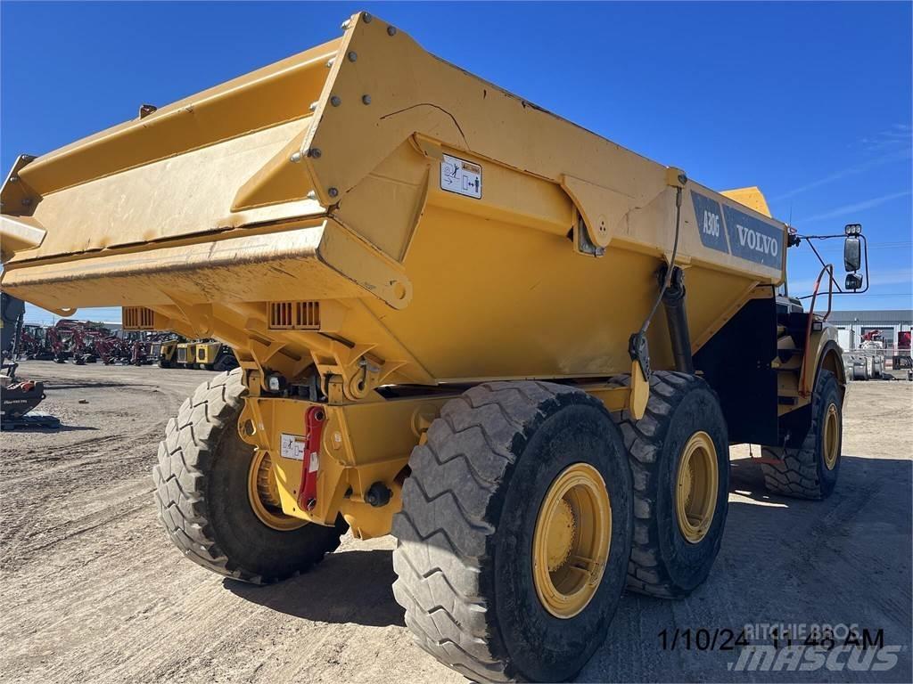 Volvo A30G 鉸接式起吊車