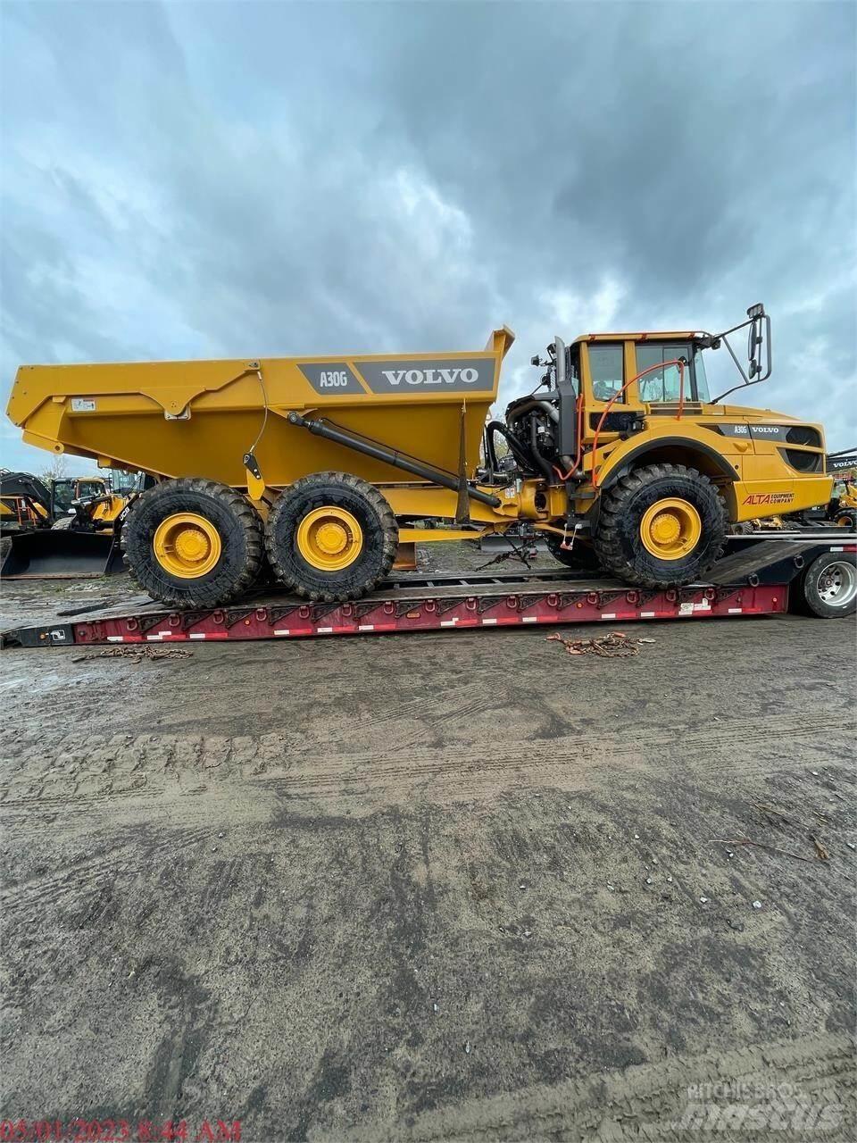 Volvo A30G 鉸接式起吊車