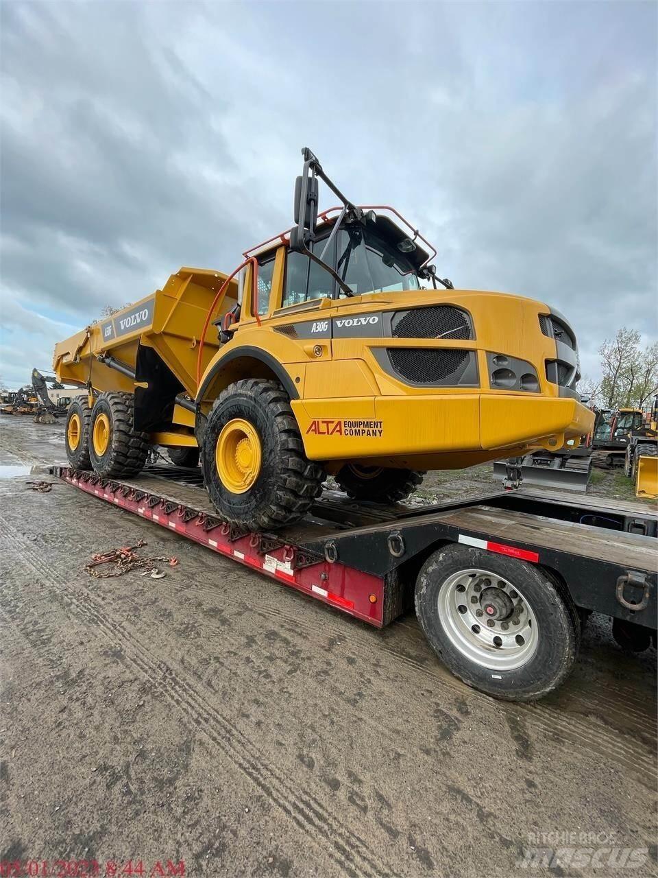 Volvo A30G 鉸接式起吊車