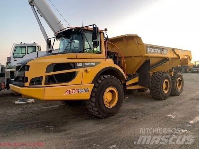 Volvo A30G 鉸接式起吊車