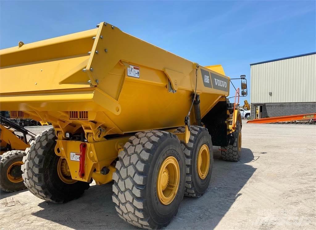Volvo A30G 鉸接式起吊車