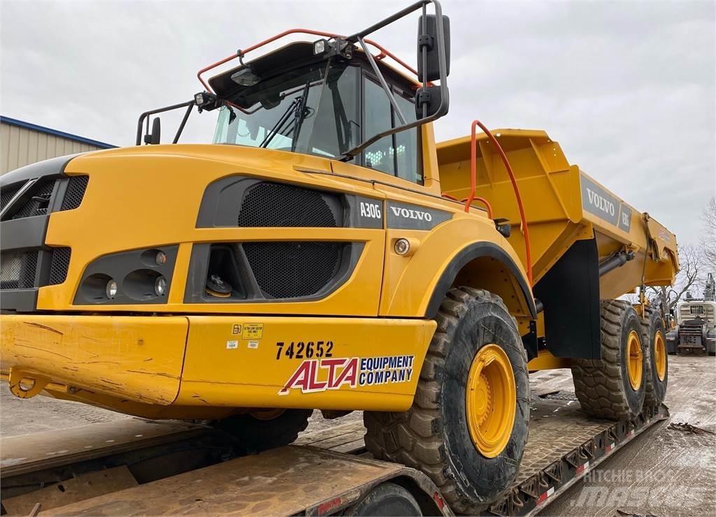 Volvo A30G 鉸接式起吊車