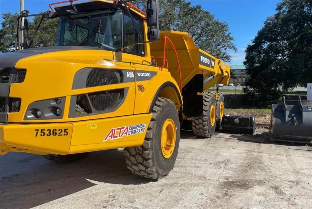 Volvo A30G 鉸接式起吊車