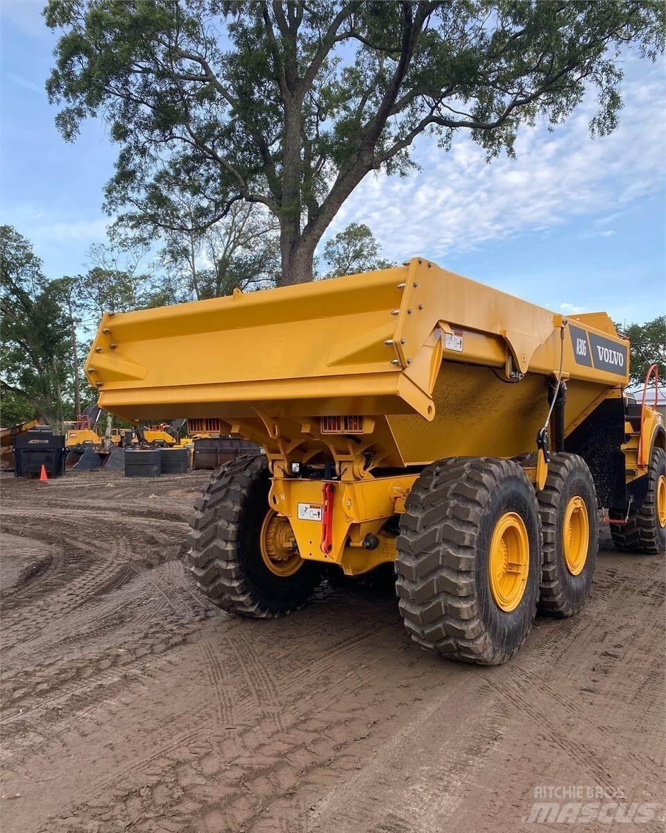 Volvo A30G 鉸接式起吊車
