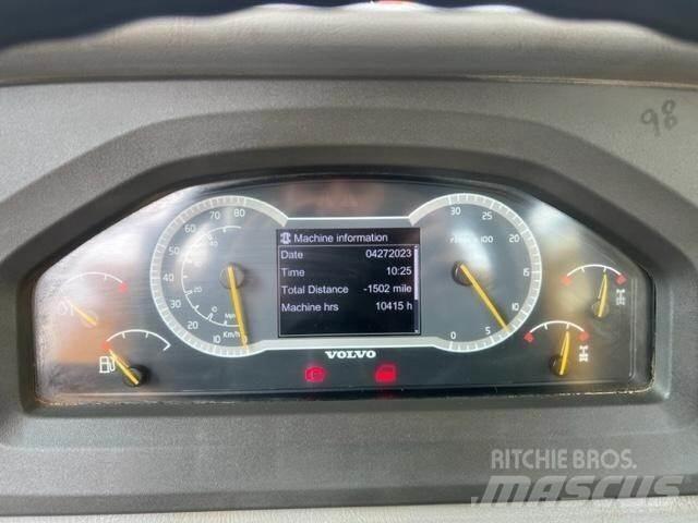 Volvo A40F 鉸接式起吊車