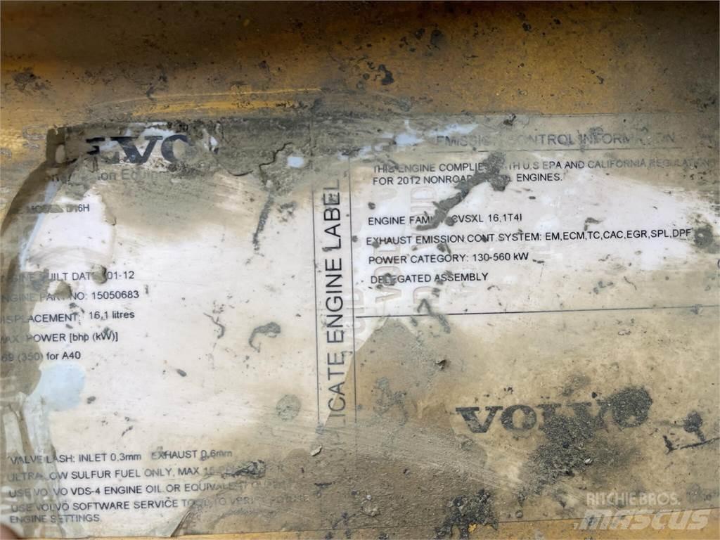 Volvo A40F 鉸接式起吊車