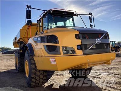 Volvo A40G 鉸接式起吊車