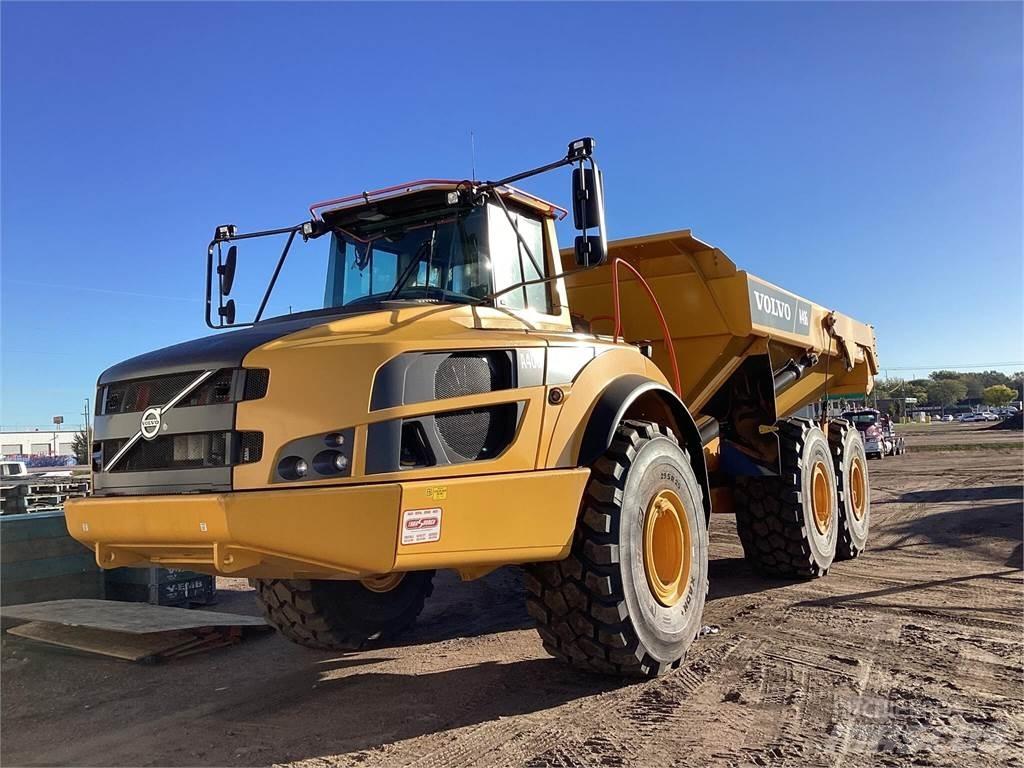 Volvo A40G 鉸接式起吊車