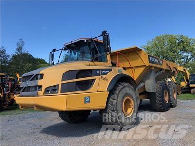 Volvo A40G 鉸接式起吊車