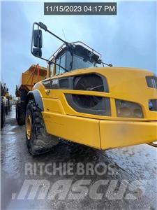 Volvo A40G 鉸接式起吊車