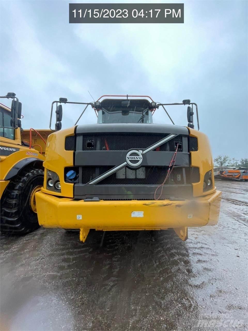 Volvo A40G 鉸接式起吊車