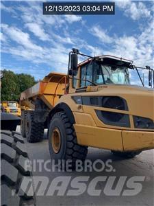 Volvo A40G 鉸接式起吊車