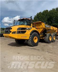 Volvo A40G 鉸接式起吊車
