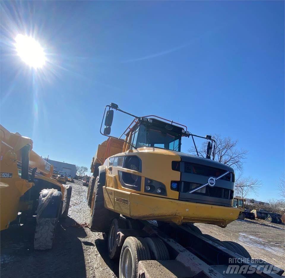 Volvo A40G 鉸接式起吊車