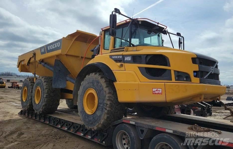 Volvo A45G 鉸接式起吊車