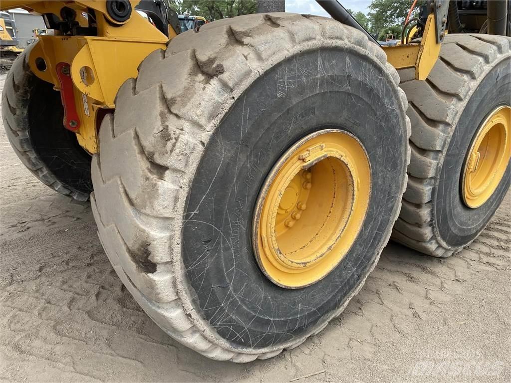 Volvo A45G 鉸接式起吊車