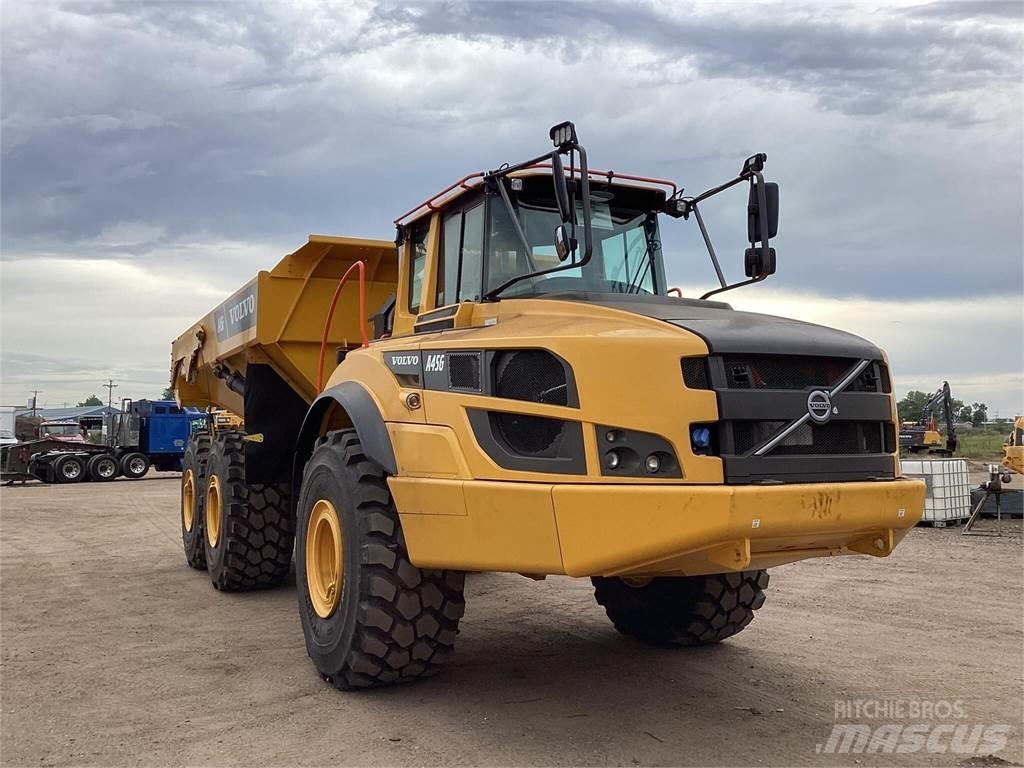 Volvo A45G 鉸接式起吊車