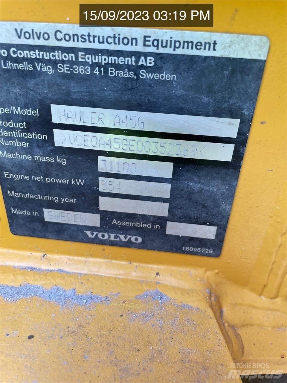 Volvo A45G 鉸接式起吊車