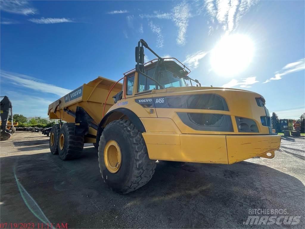 Volvo A45G 鉸接式起吊車