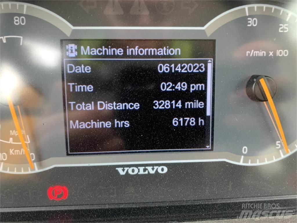 Volvo A45G FS 鉸接式起吊車