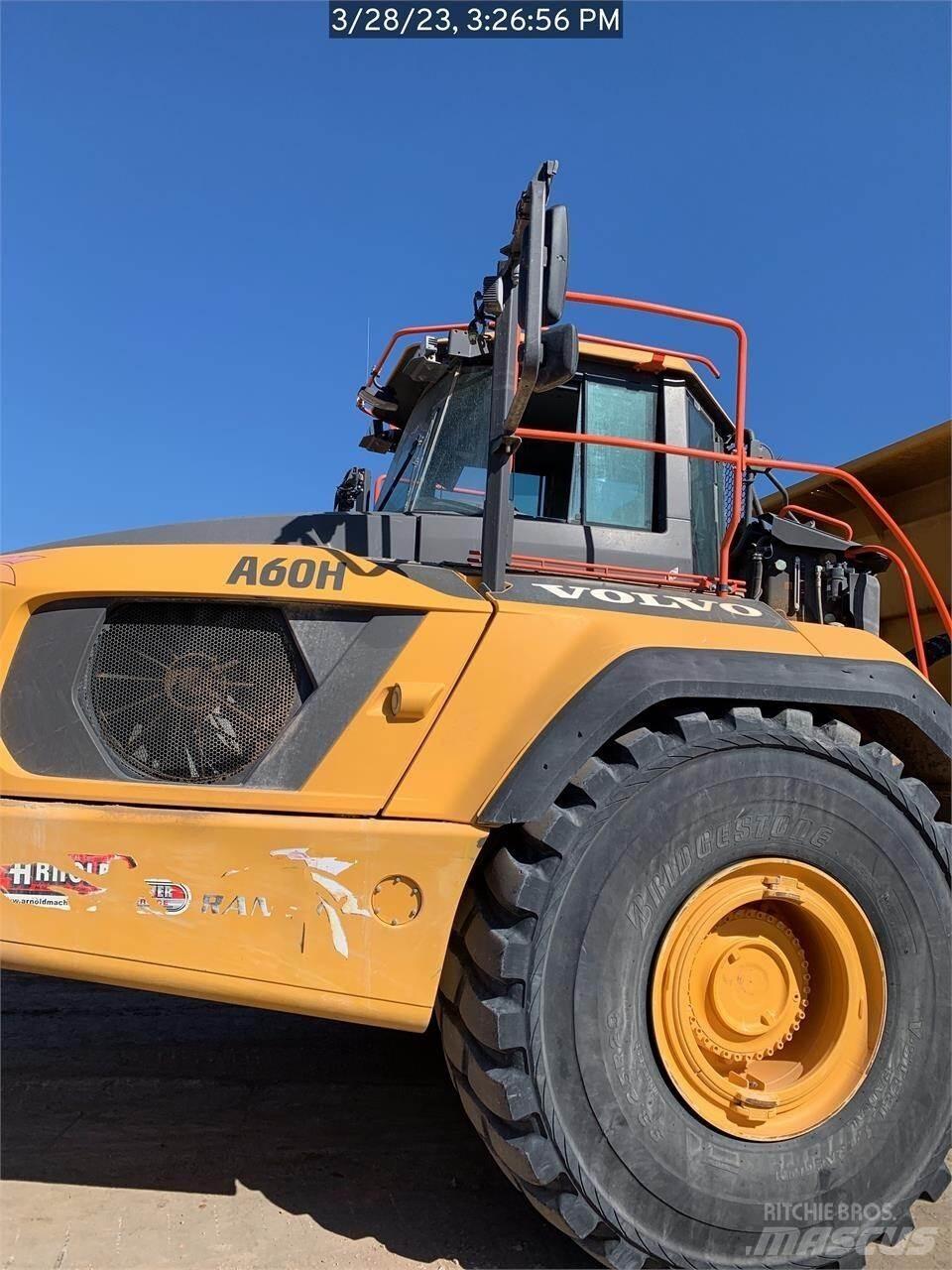 Volvo A60H 鉸接式起吊車