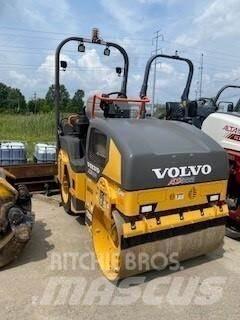 Volvo CR30B 複合式滾壓機