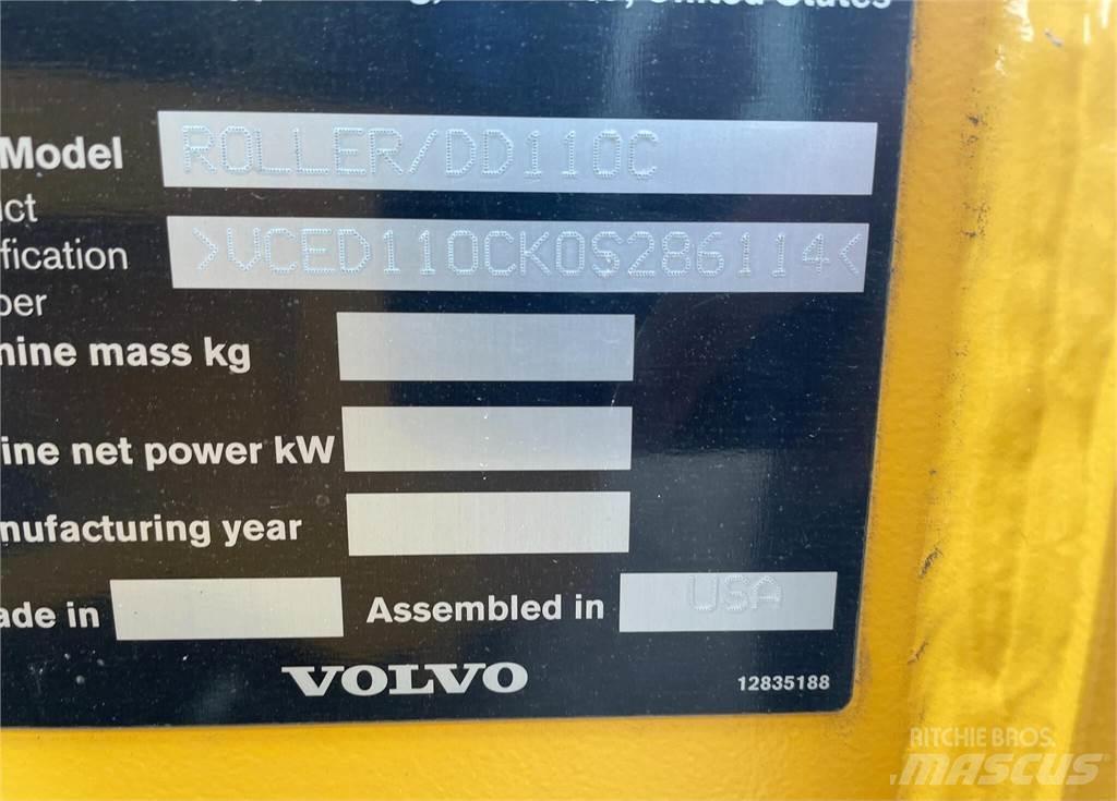 Volvo DD110C 雙輪滾壓機