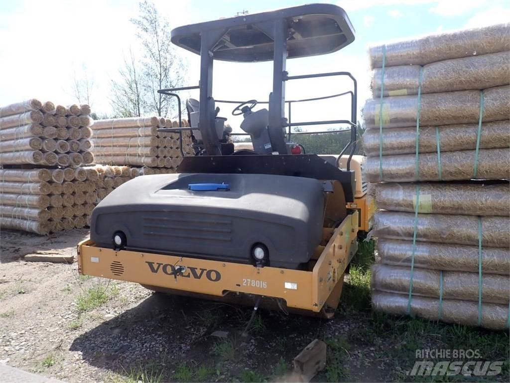 Volvo DD140 雙輪滾壓機