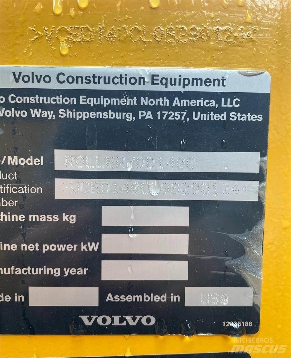 Volvo DD140C 雙輪滾壓機