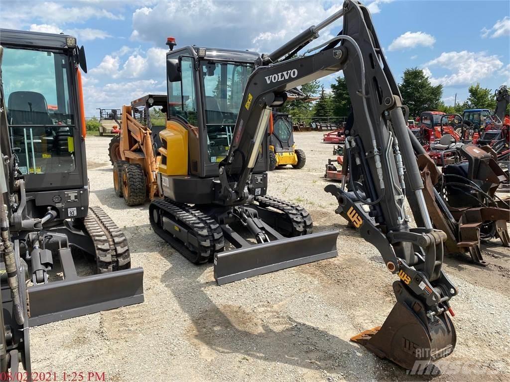 Volvo EC27D 小型挖土機/掘鑿機<7t(小型挖掘機)