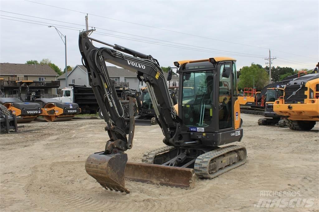 Volvo EC35D 小型挖土機/掘鑿機<7t(小型挖掘機)