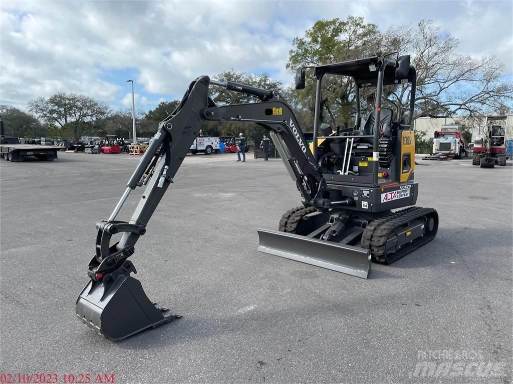 Volvo ECR25D 小型挖土機/掘鑿機<7t(小型挖掘機)