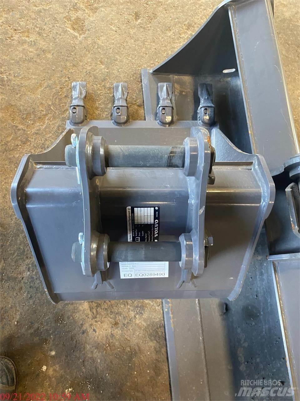 Volvo ECR25D 小型挖土機/掘鑿機<7t(小型挖掘機)