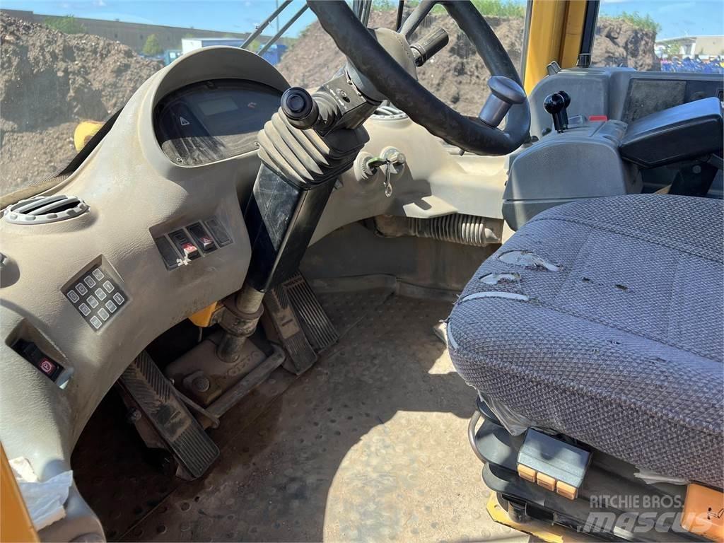 Volvo L110E 輪胎式裝載機