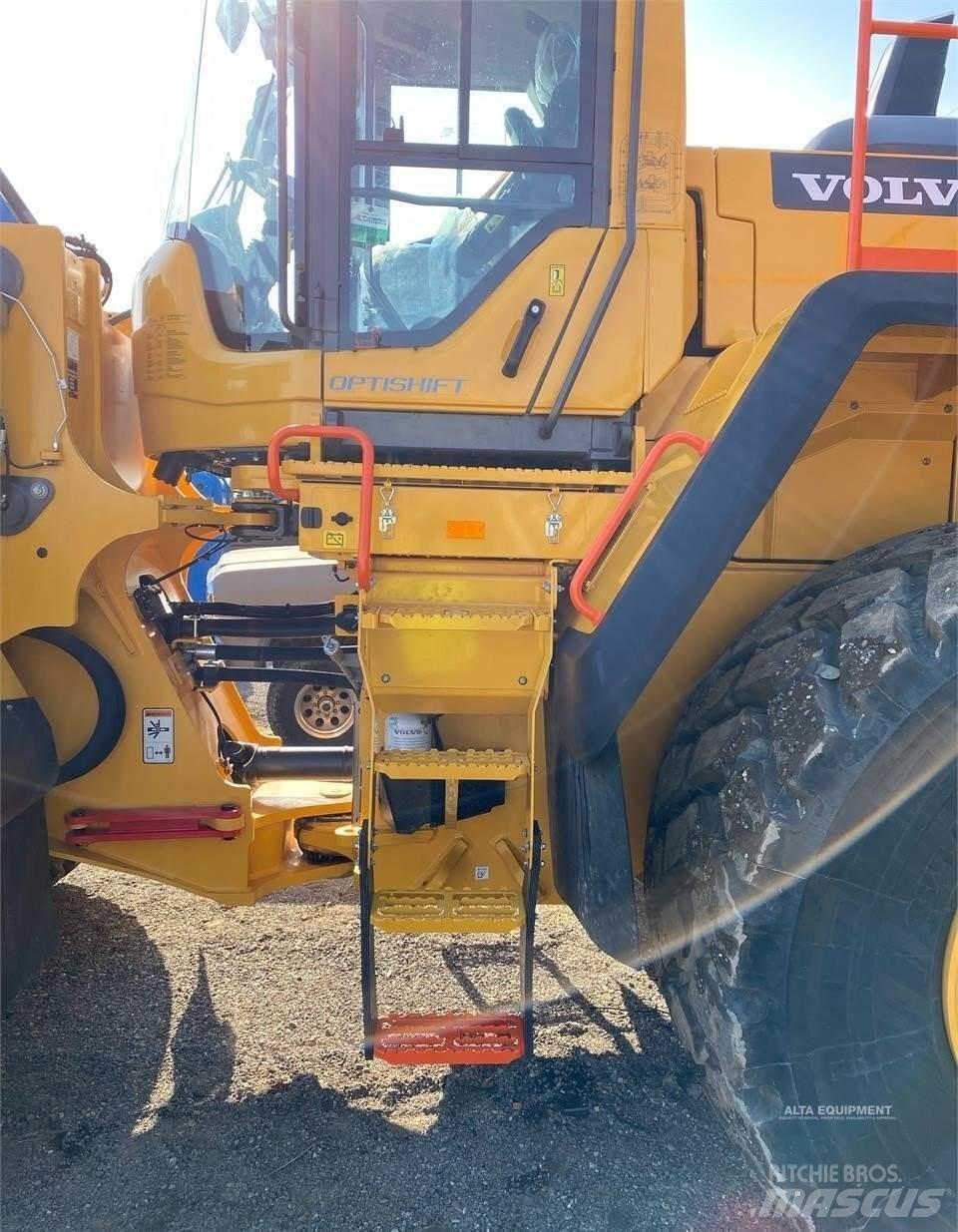 Volvo L220H 輪胎式裝載機