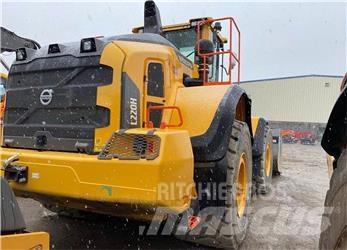 Volvo L220H 輪胎式裝載機
